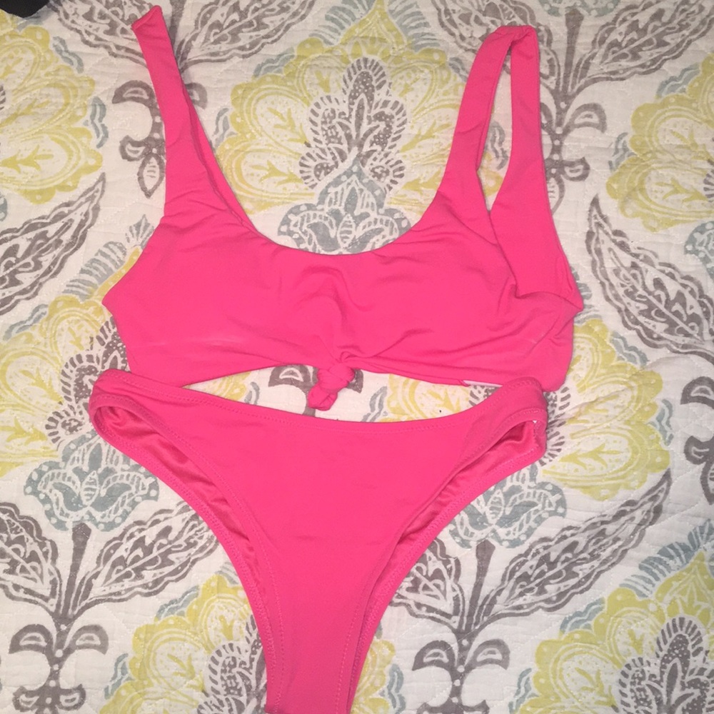 hot pink bikini set